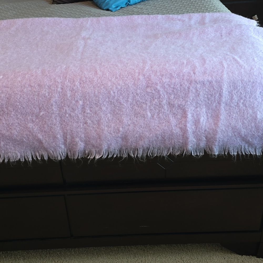 Yves Delorme Lavender Throw Blanket - Picture 6 of 6